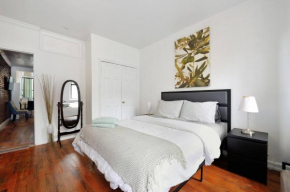 Near Time Square Cozy 2br In Nyc